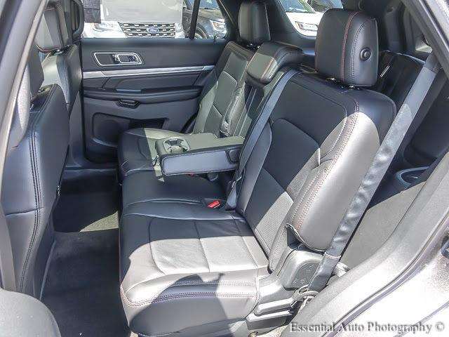 Ford Explorer 2017 photo 10